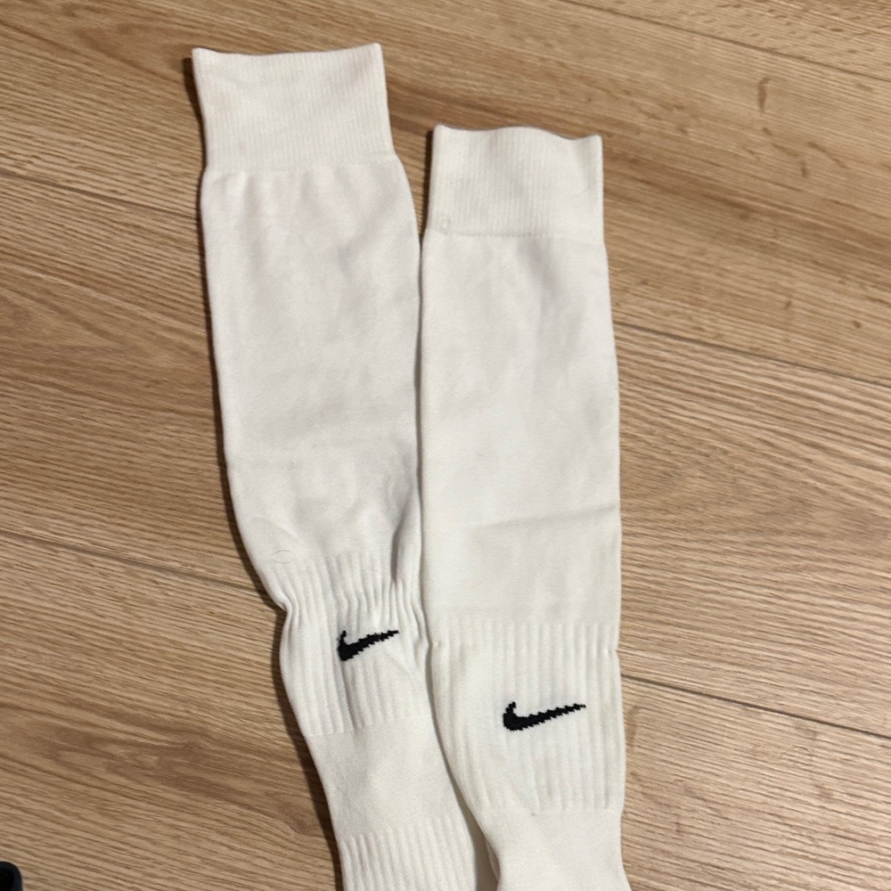 Nike White Crew Athletic Socks with Black Swoosh - Picture 4 of 5